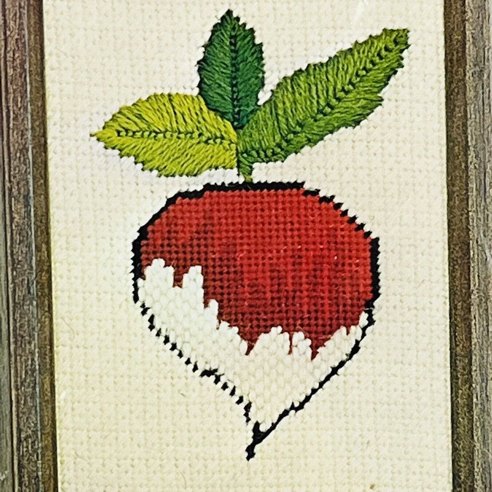 Vintage Bucilla‎ 60361 Radish Painted Needlepoint Miniatures Kit Crewel 5x7
